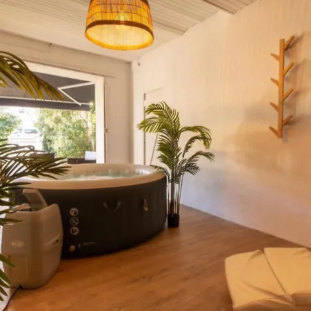 Detente Avec Jacuzzi Et Piscine 아파트 페르피냥
